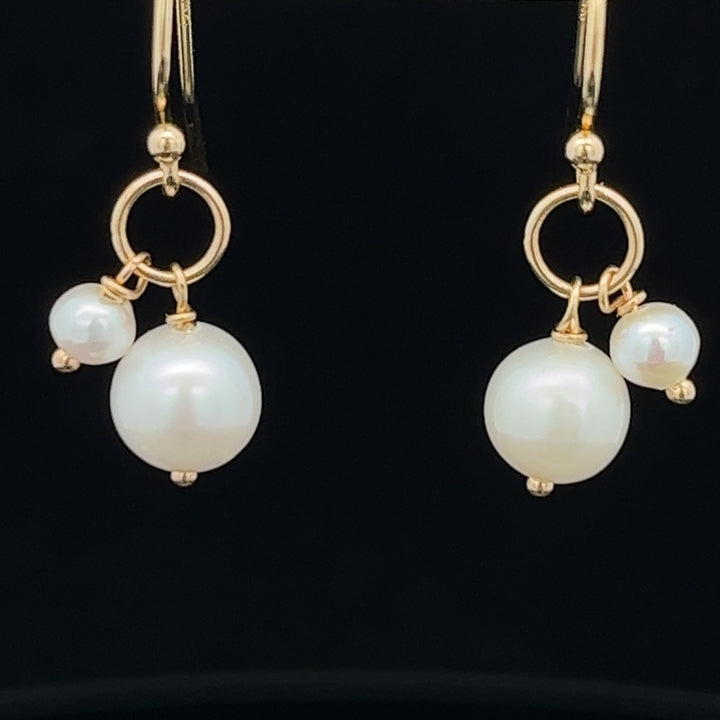 van luna - akoya pearl duet earrings - valentshop.com