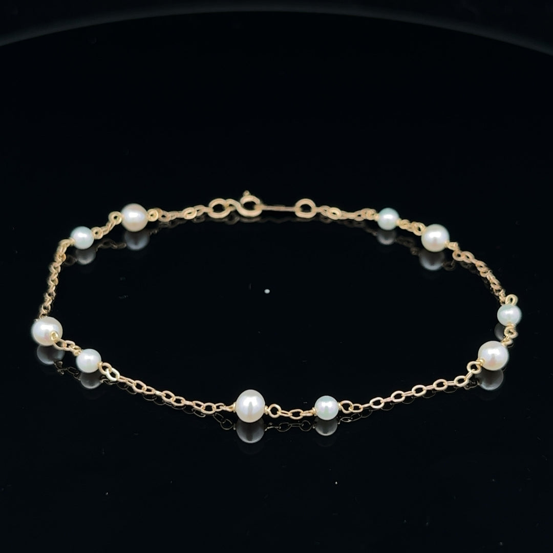 van luna - big & small akoya pearl station bracelet - valentshop.com