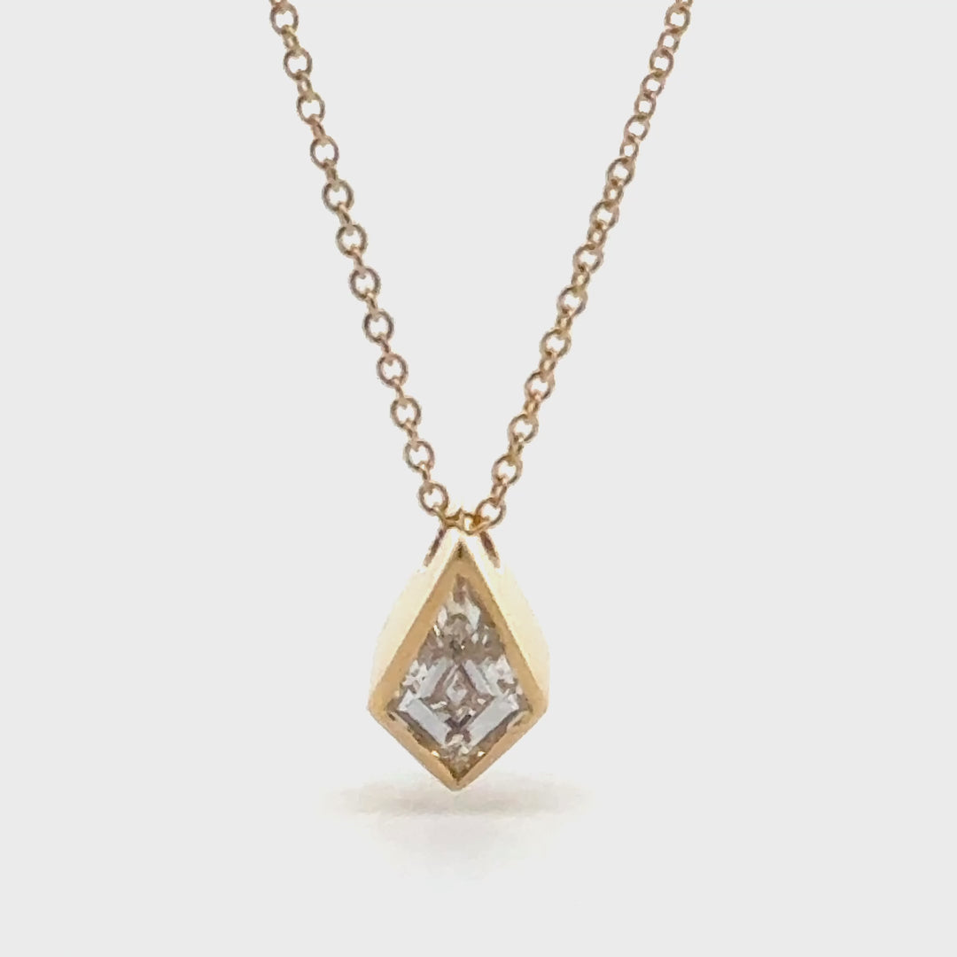 Linea - Full Bezel Kite Diamond Necklace, 18K yellow gold