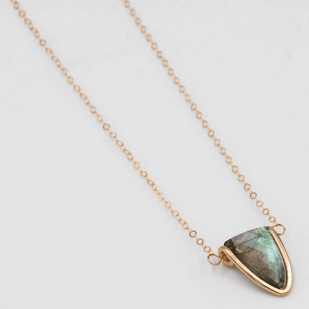 Northern Lights - Arrowhead Necklace - valentshop.com