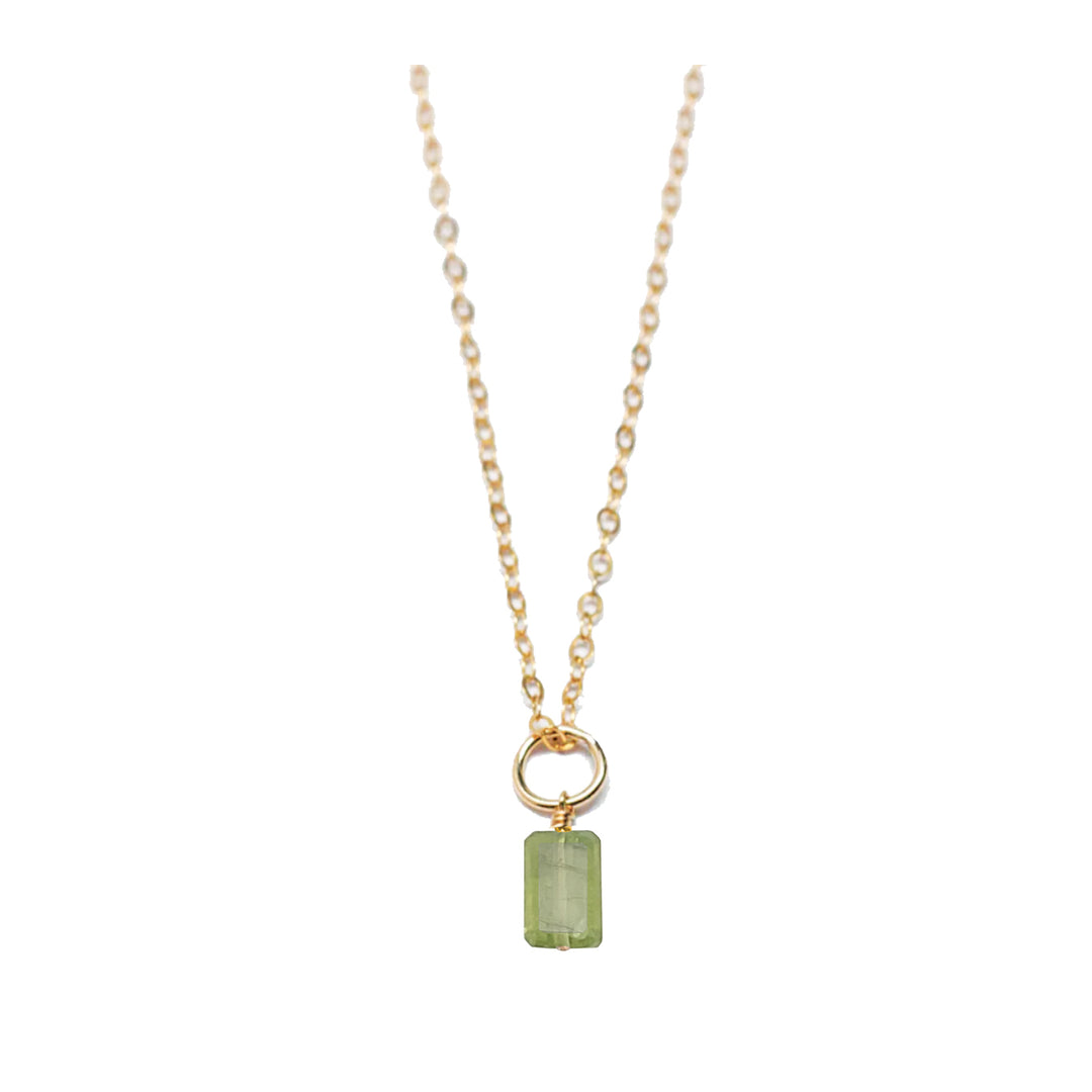 august - peridot - charm necklace - Valentshop Jewelry