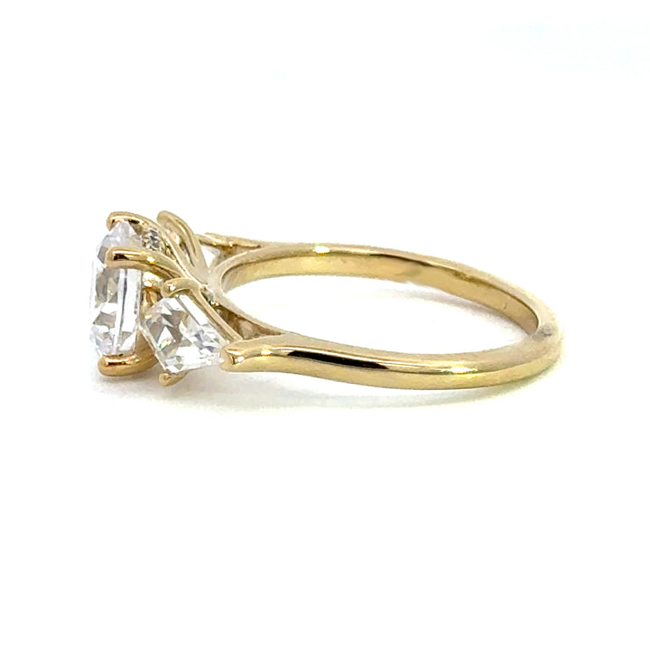 2.8 ctw round diamond three-stone kite with hidden halo engagement ring - Valentshop Jewelry