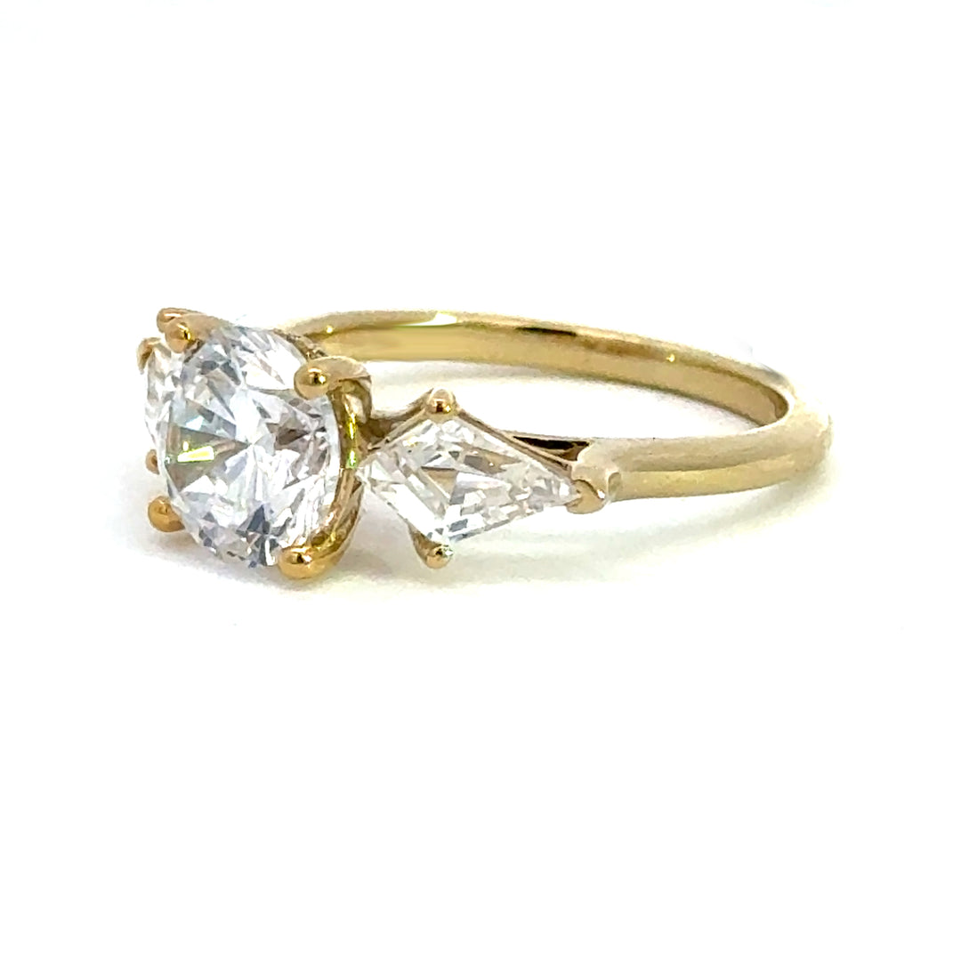 2.8 ctw round diamond three-stone kite with hidden halo engagement ring - Valentshop Jewelry