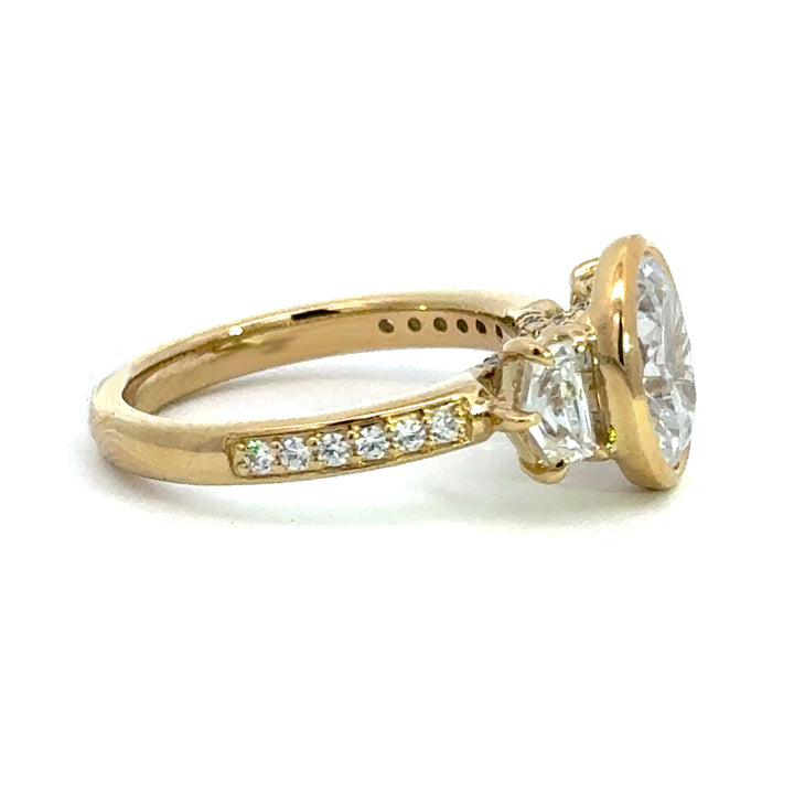 4.1 ctw oval diamond three-stone bezel pentagon with pave band engagement ring - Valentshop Jewelry