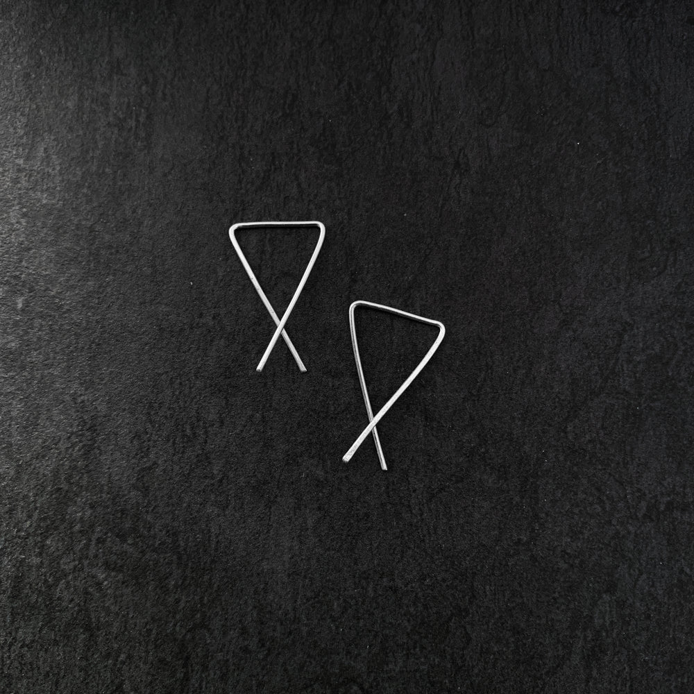 "fiore" - artisanal hammered earrings - valentshop.com