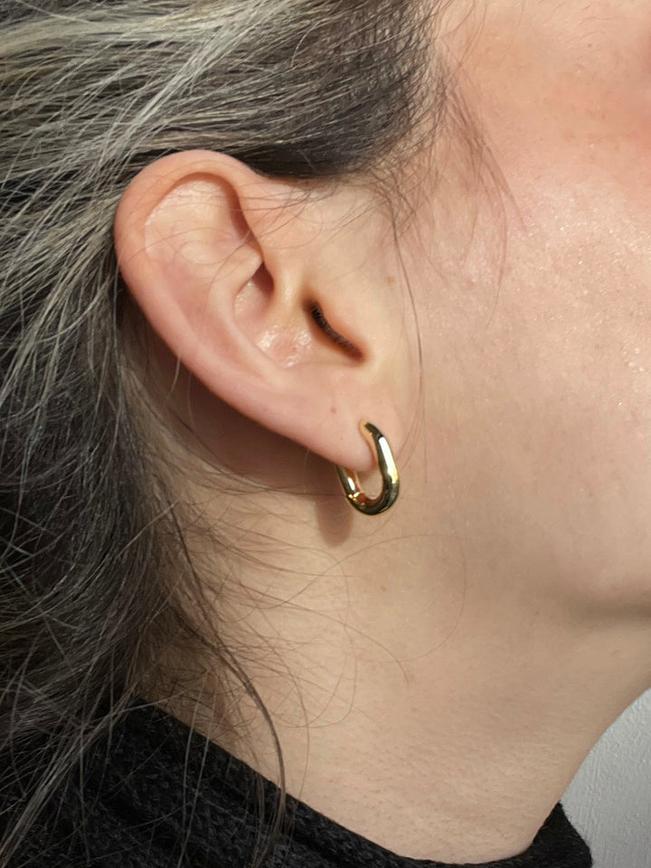 14K-gold-filled classic oval huggies - valentshop.com