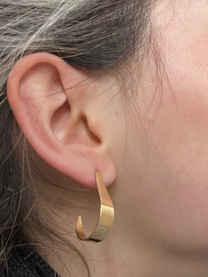 14K-gold-filled tapered pear hoops - valentshop.com