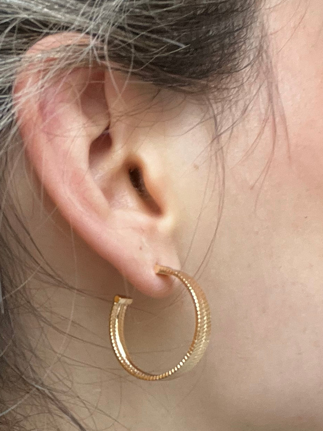 14K-gold-filled herringbone hoops - valentshop.com