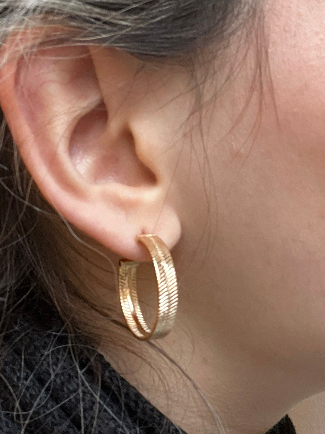14K-gold-filled herringbone hoops - valentshop.com