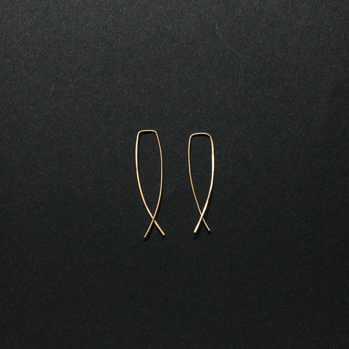 "pesce" - artisanal hammered hoops - valentshop.com