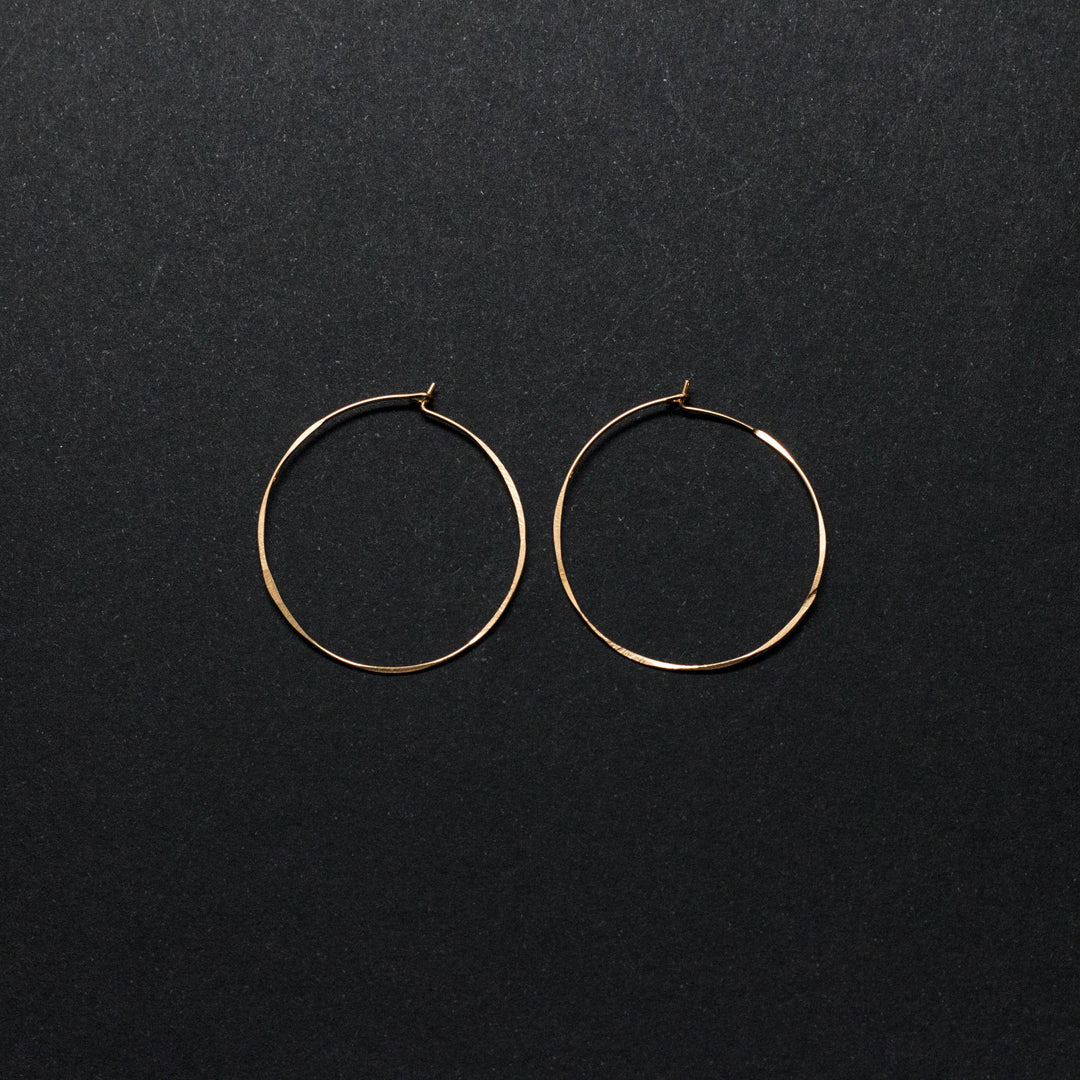 "classico" - artisanal hammered earrings - valentshop.com