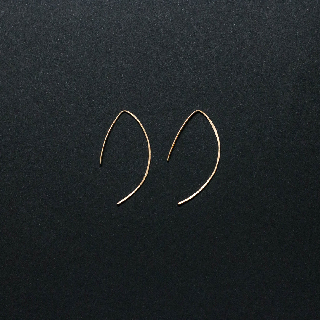 "giardina" - artisanal hammered hoops - valentshop.com