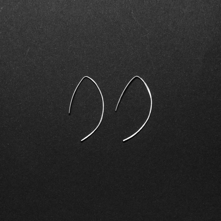 "giardina" - artisanal hammered hoops - valentshop.com