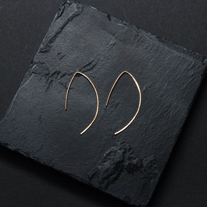 "giardina" - artisanal hammered hoops - valentshop.com