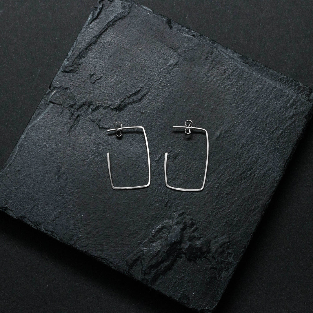 "greco" - artisanal hammered hoops - valentshop.com