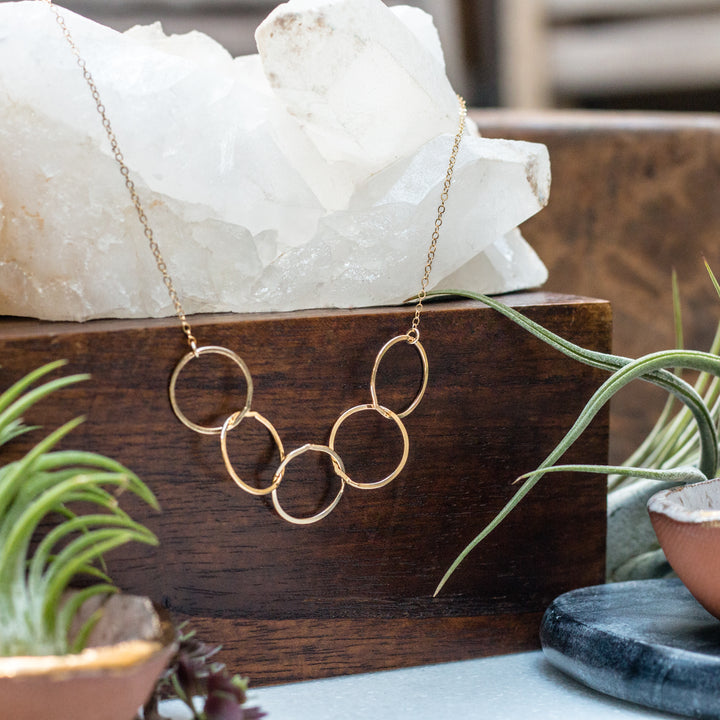 five-ring necklace - valentshop.com