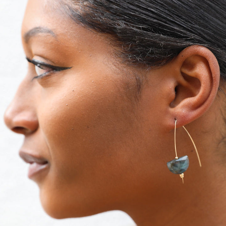 Northern Lights - Mezzaluna Golden Wire Earrings - valentshop.com