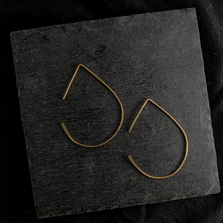 "pera" - artisanal hammered earrings - valentshop.com