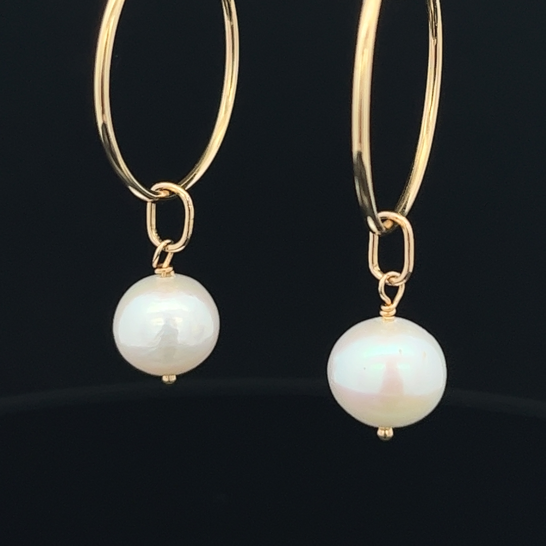 van luna - akoya pearl classic gold hoops - valentshop.com