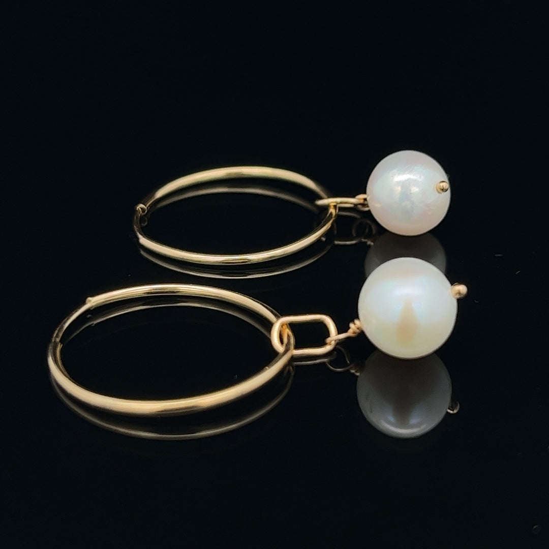van luna - akoya pearl classic gold hoops - valentshop.com