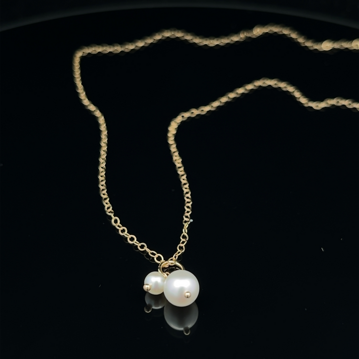 van luna - akoya pearl duet pendant necklace - valentshop.com