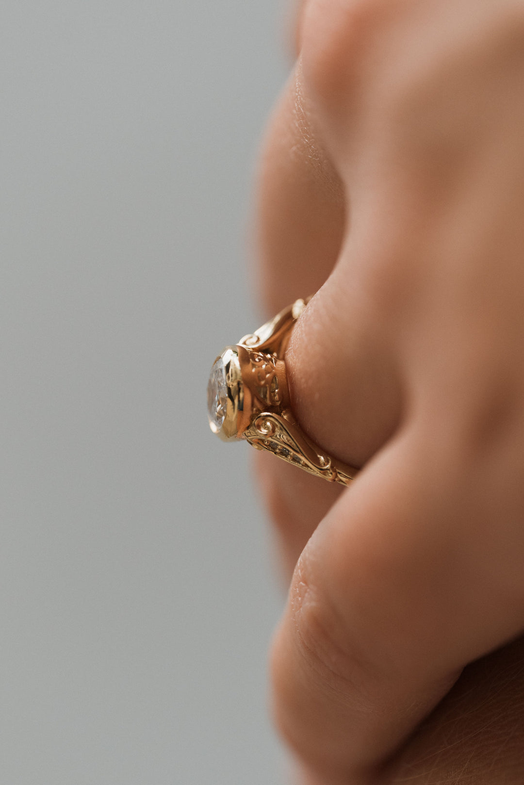 1 ct oval diamond vintage bezel engagement ring - Valentshop Jewelry