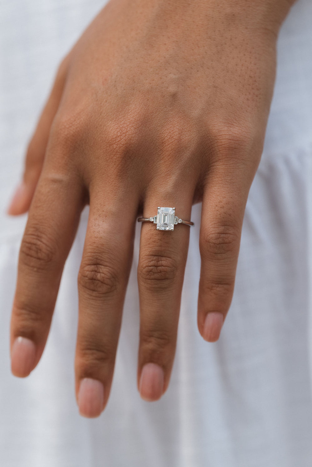 1 ctw emerald-cut diamond engagement ring - Valentshop Jewelry