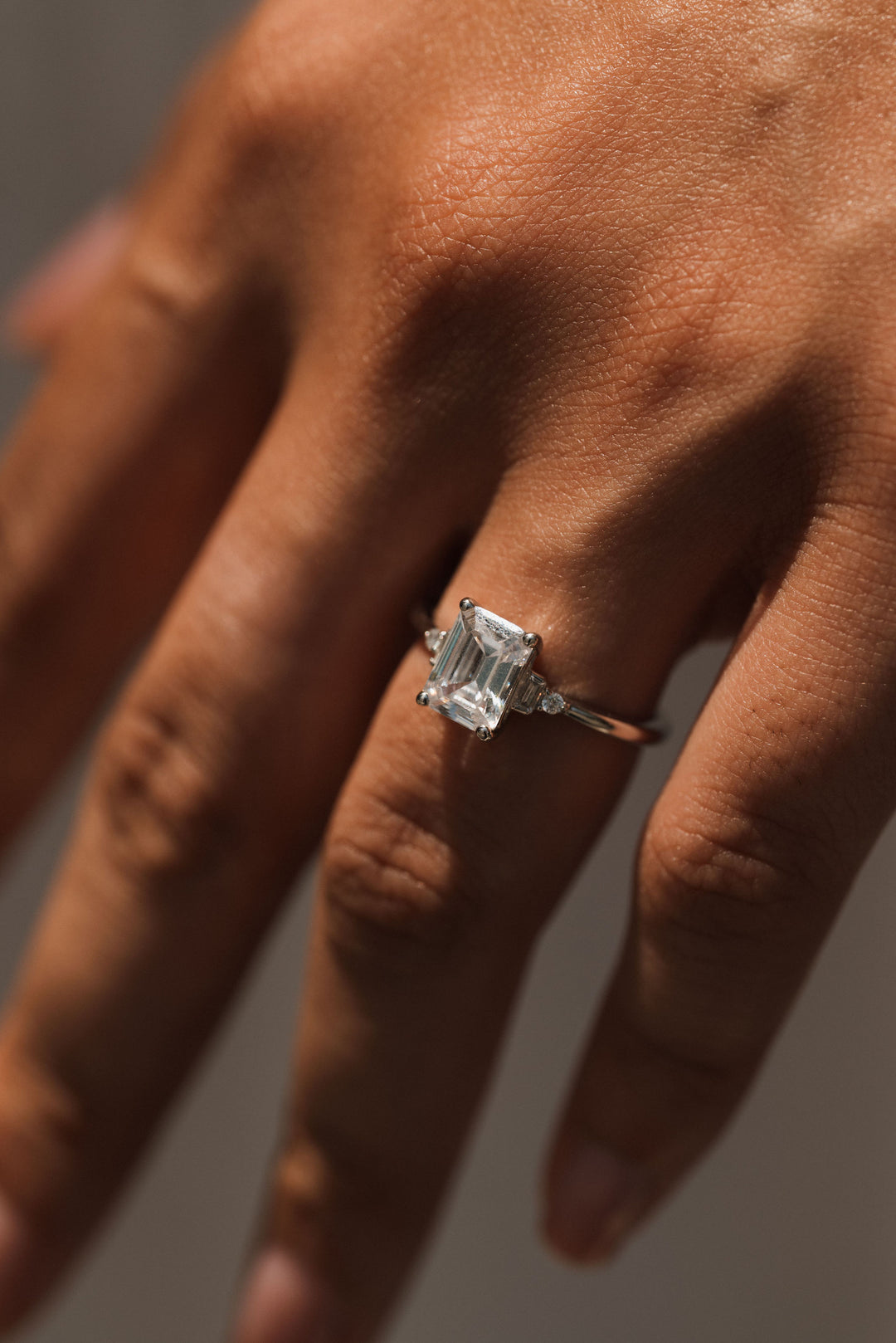 1 ctw emerald-cut diamond engagement ring - Valentshop Jewelry