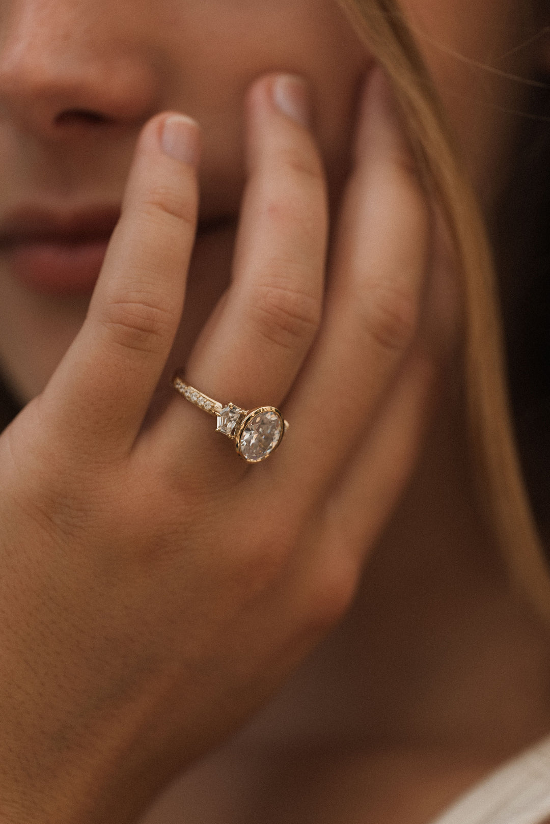 4.1 ctw oval diamond three-stone bezel pentagon with pave band engagement ring - Valentshop Jewelry