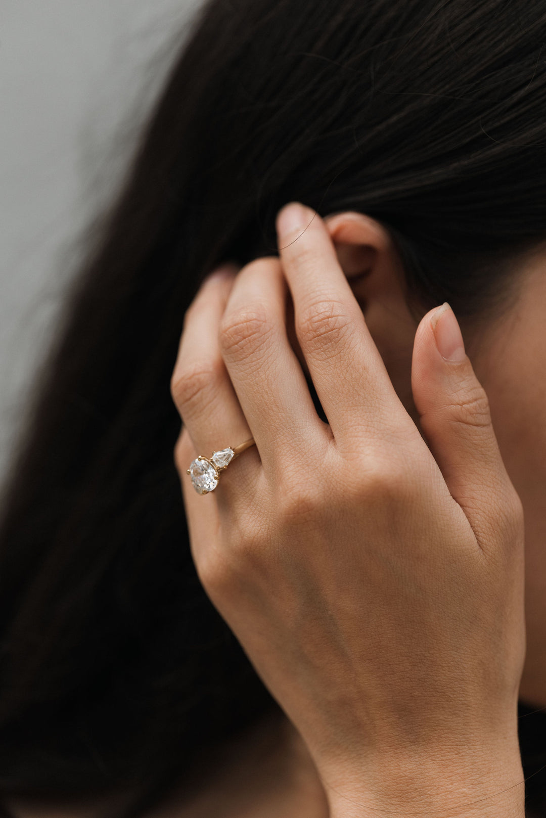 2.5 ctw oval diamond three-stone hexagon engagement ring - Valentshop Jewelry