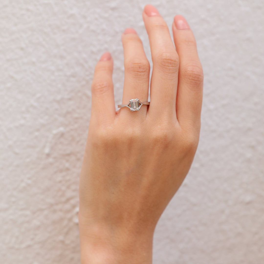 1 ctw double claw emerald-cut diamond engagement ring - Valentshop Jewelry