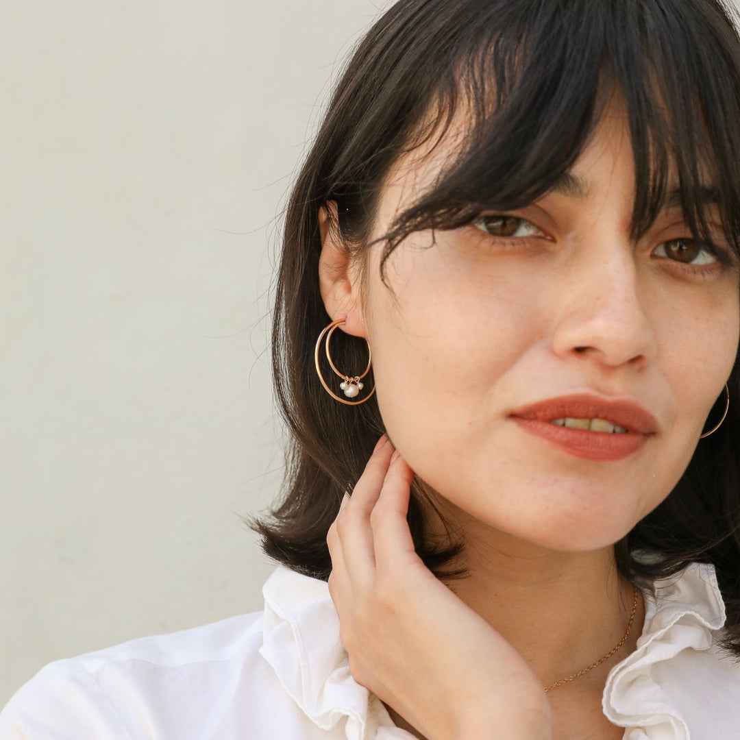 medium double hoop earrings with three pearl cluster - valentshop.com