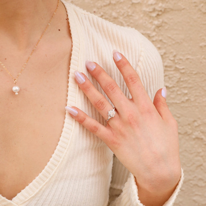 1 1/8 ctw floral halo diamond engagement ring - Valentshop Jewelry