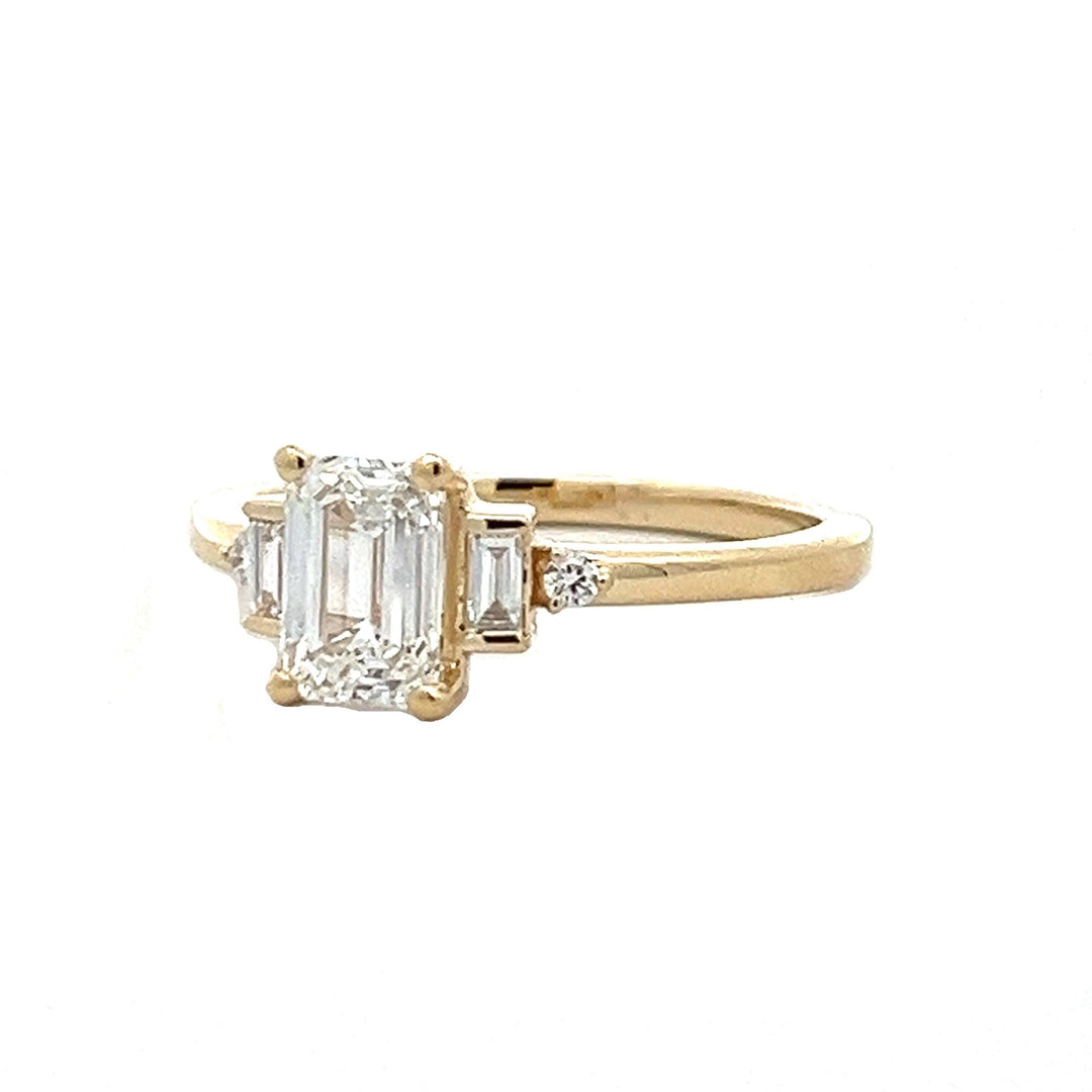 1 ctw emerald-cut diamond engagement ring - Valentshop Jewelry
