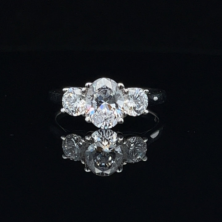 1 3/4 ctw three-stone oval diamond engagement ring - valentshop.com