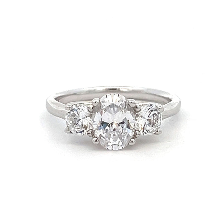 1 3/4 ctw three-stone oval diamond engagement ring - valentshop.com