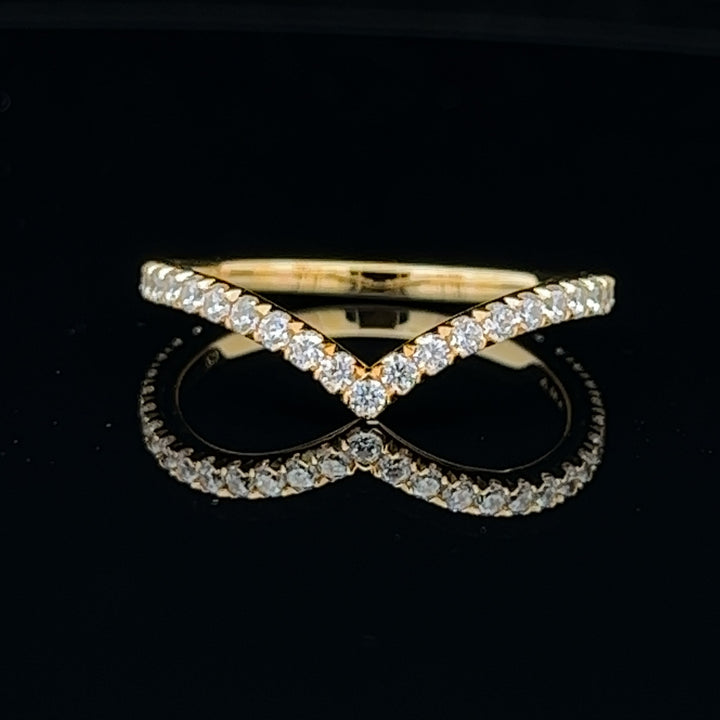 v-shaped round contour diamond band - .38 ctw - valentshop.com